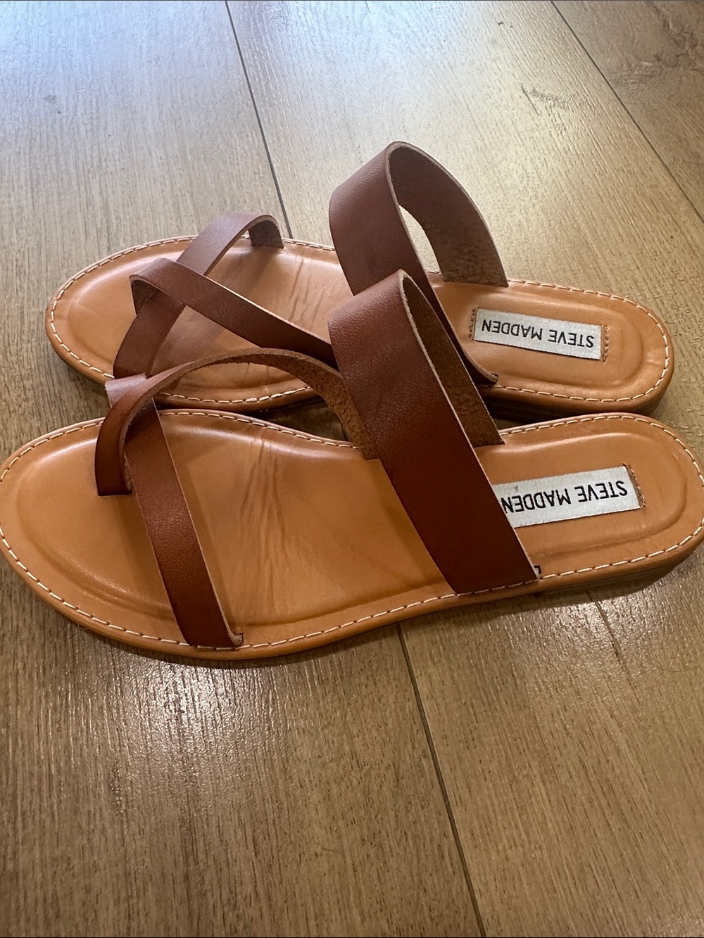 Steve Madden Tan and Brown Strappy Slide Sandals - Picture 5 of 8